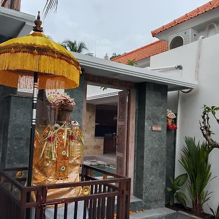 Villa Tenang